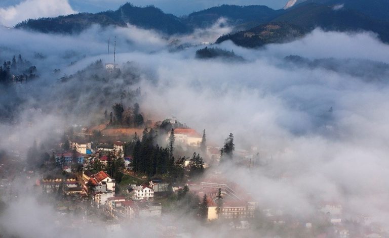 Đà lạt, khúc tình ca phố núi mờ sương