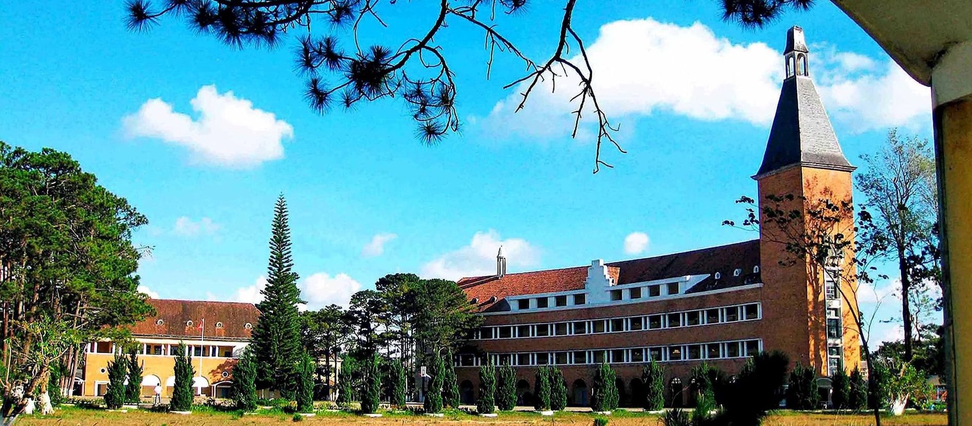 Kiến trúc Đà lạt