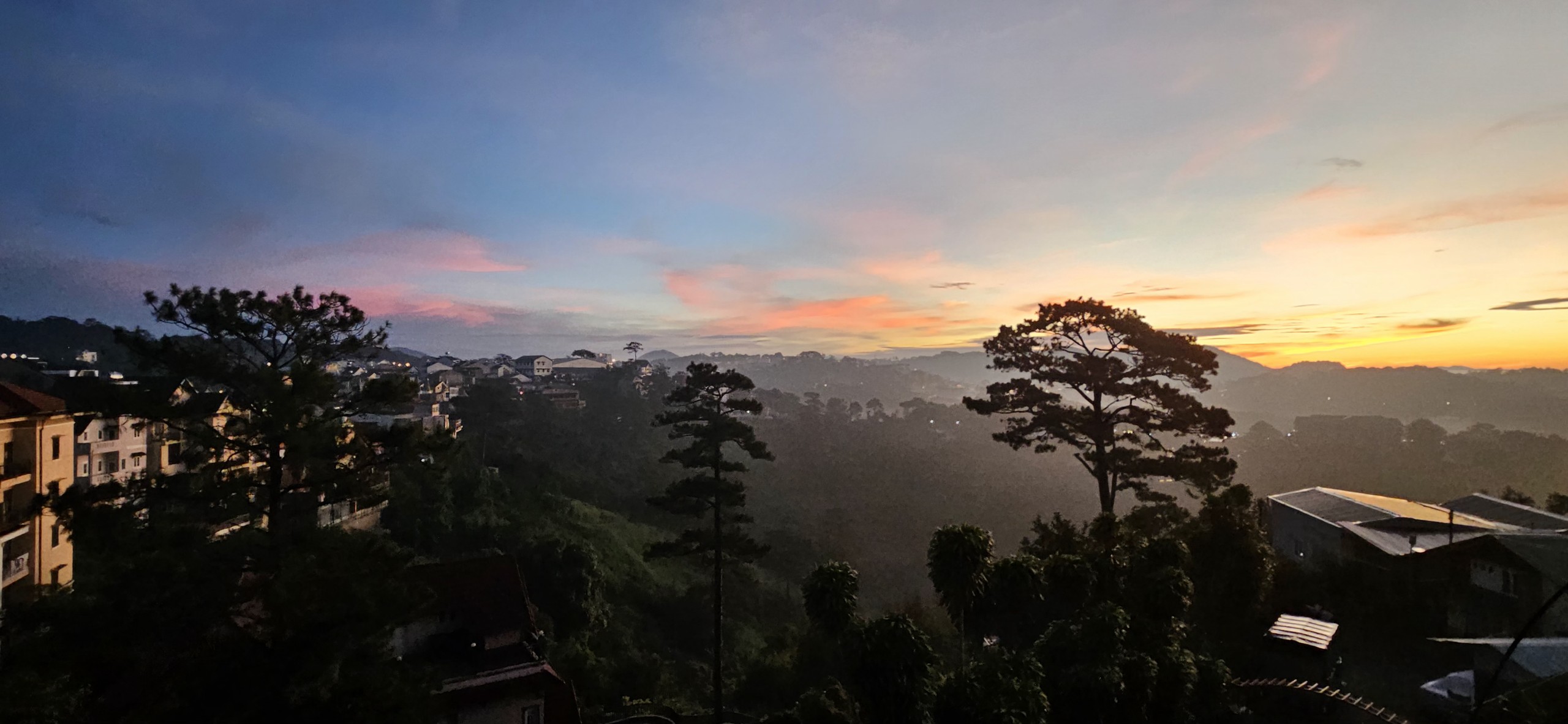 view thung lũng